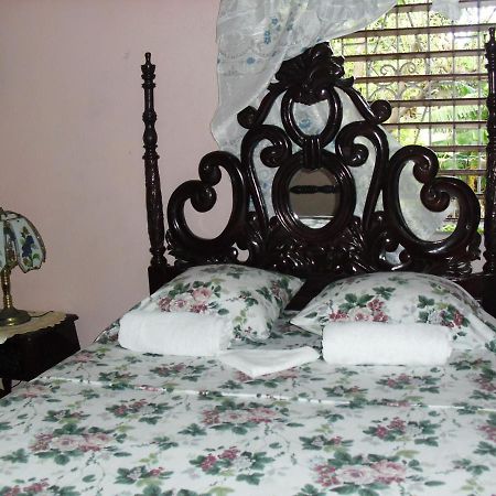 15 Min From The Airport In Kingston Jamaica Apartment Exterior photo