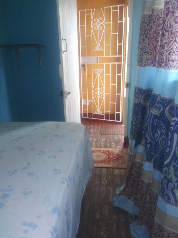 15 Min From The Airport In Kingston Jamaica Apartment Exterior photo